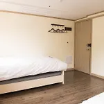 Roi House
